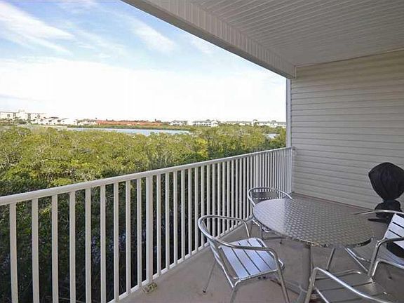 2nd image of 601 Gulf Blvd
