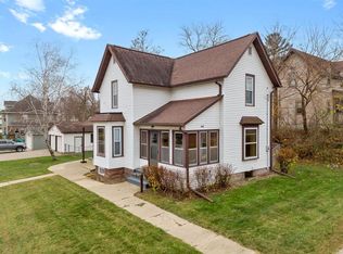 646 2nd St, Reedsburg, WI 53959