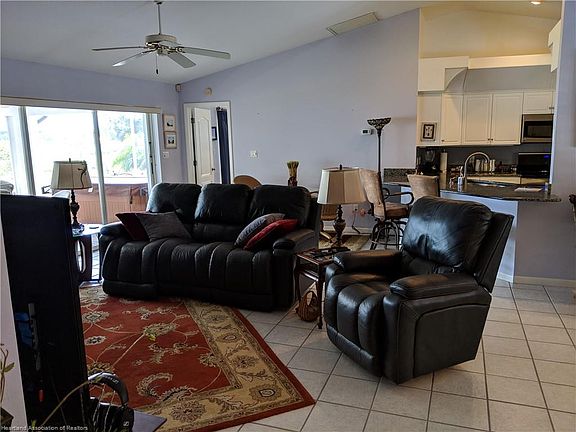 3rd image of 1514 Lake Clay Dr