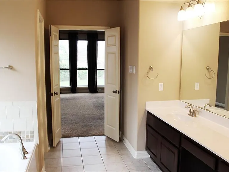 19500 Sangremon Way — Photo 22