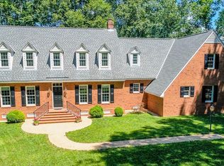 9281 Pamunkey Crest Dr, Mechanicsville, VA 23111