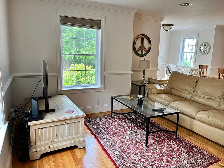 18 Browns Ct — Photo 7