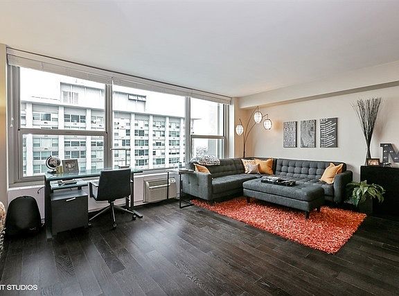 5th image of 3600 N Lake Shore Dr APT 2617