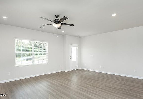 3rd image of 49 Neuse Hollow Ct