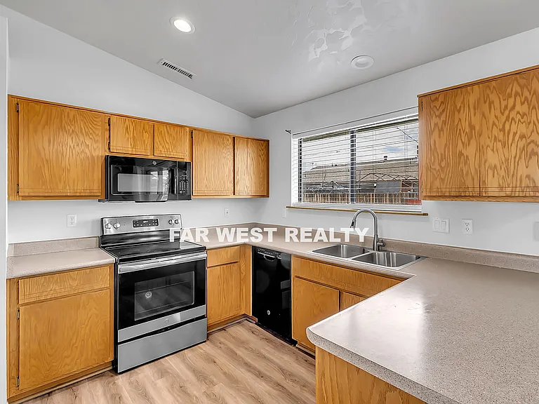 4945 N Harlequin Dr — Photo 16