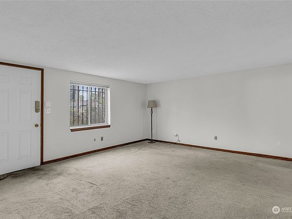 4th image of 11104 C Street