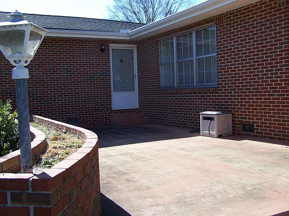 5th image of 1235 S Seminole Dr