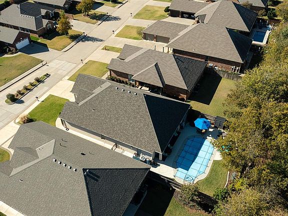 4th image of 1213 River Birch Dr