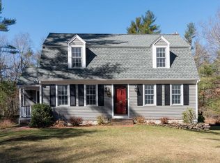 40 Sarahs Cir, Duxbury, MA 02332