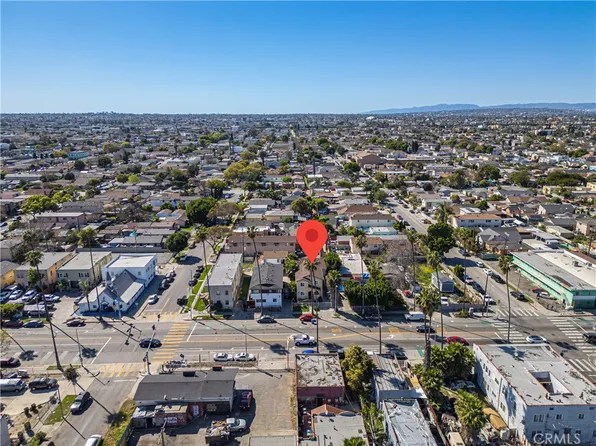 8315 Avalon Blvd, Los Angeles, CA 90003