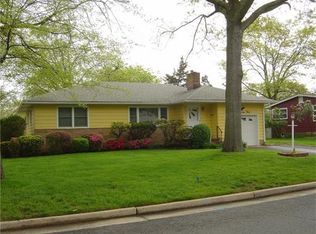 573 Ashland Rd, Middlesex, NJ 08846