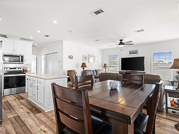 5th image of 2705 Patterson Ct