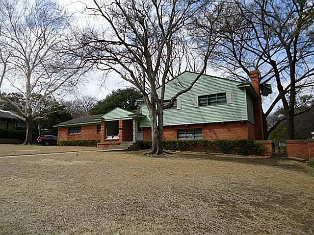 1st image of 7627 Mason Dells Dr