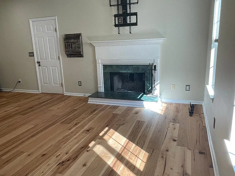 1657 Lauda Dr — Photo 9