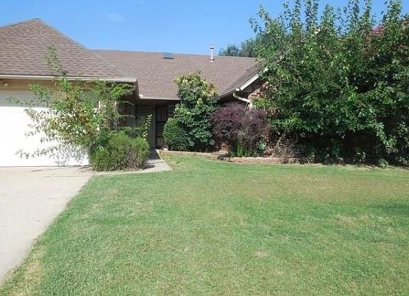 4th image of 705 Westview Dr