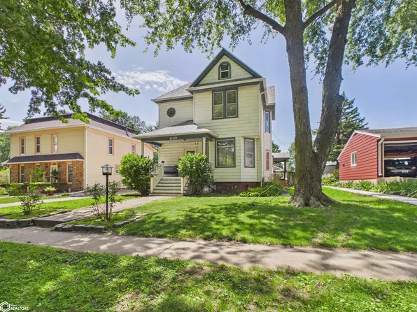 910 1st Ave E, Oskaloosa, IA 52577