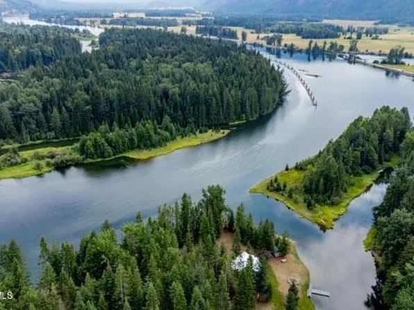189 Cf Delta Inlet Shr, Clark Fork, ID 83811