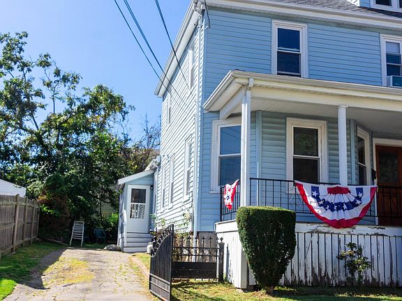 2nd image of 34 Harris St #34
