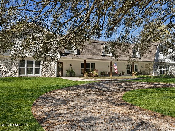 3rd image of 111 Partins Rd