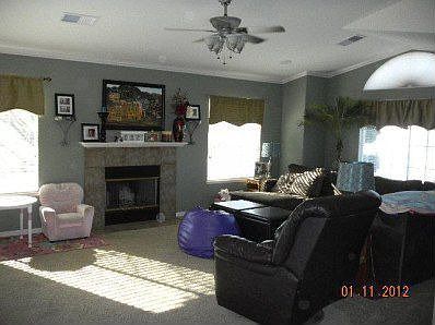 3rd image of 1700 Thomas Taylor Dr