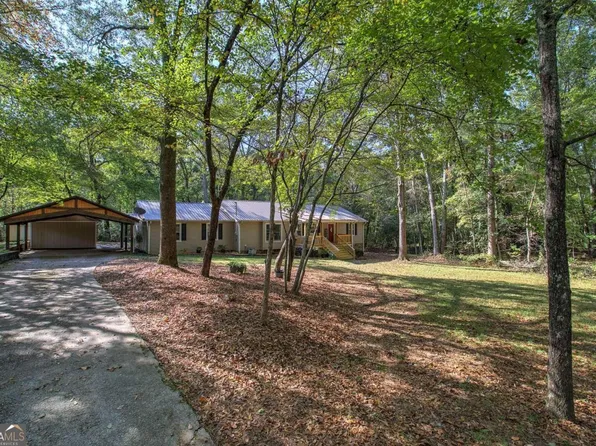 293 Gamble Dr, Carrollton, GA 30116