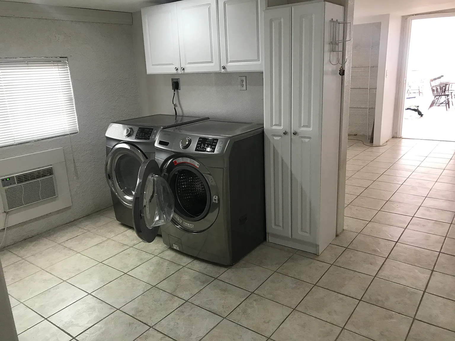295 E Eldorado Ln — Photo 4