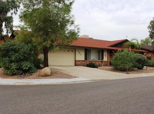 121 E Helena Dr, Phoenix, AZ 85022