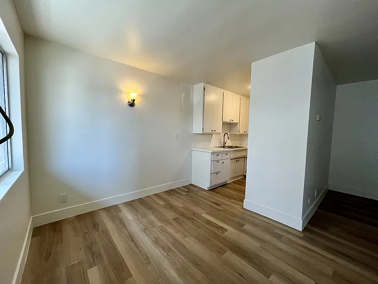 3330 Chapman St #11 — Photo 7