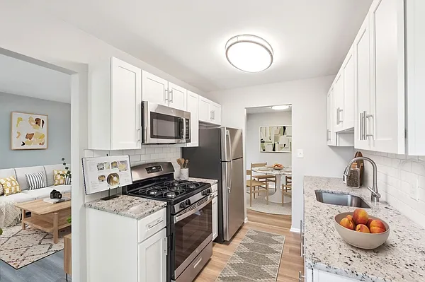 Eagle Rock Apartments at West Springfield — Photo 3