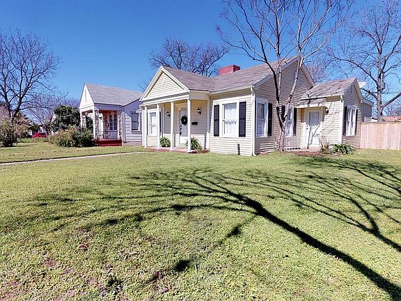 2nd image of 2003 W Mistletoe Ave