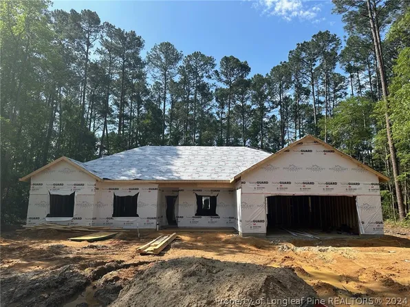 632 Blawell Cir, Stedman, NC 28391