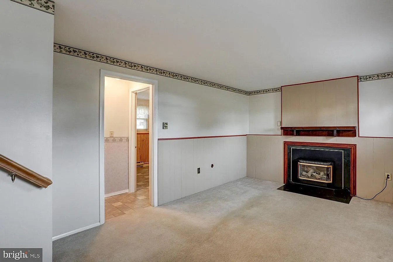 3 bed, 1320 sqft, $1,850 — Photo 4