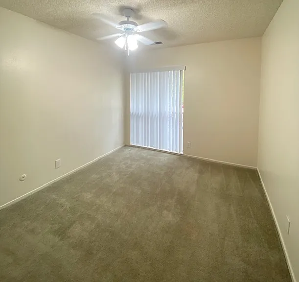 2 bed, 1.0 bath, 840 sqft, $2,395 — Photo 9