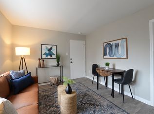 Newly Renovated All Electric 1 Bedroom in Maplewood!, Saint Louis, MO 63143