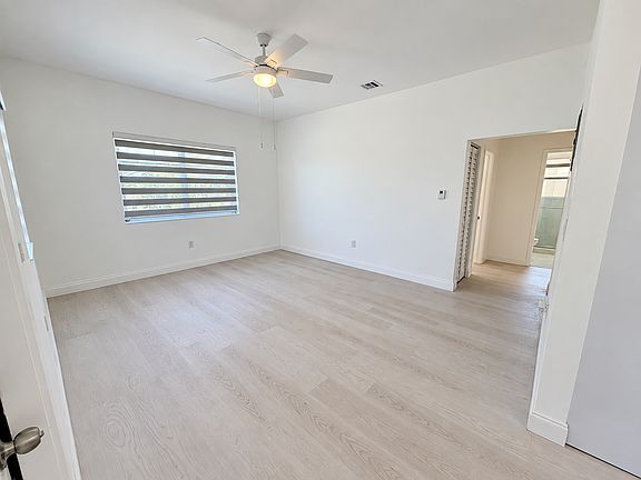3rd image of 232 Beacom Blvd #2