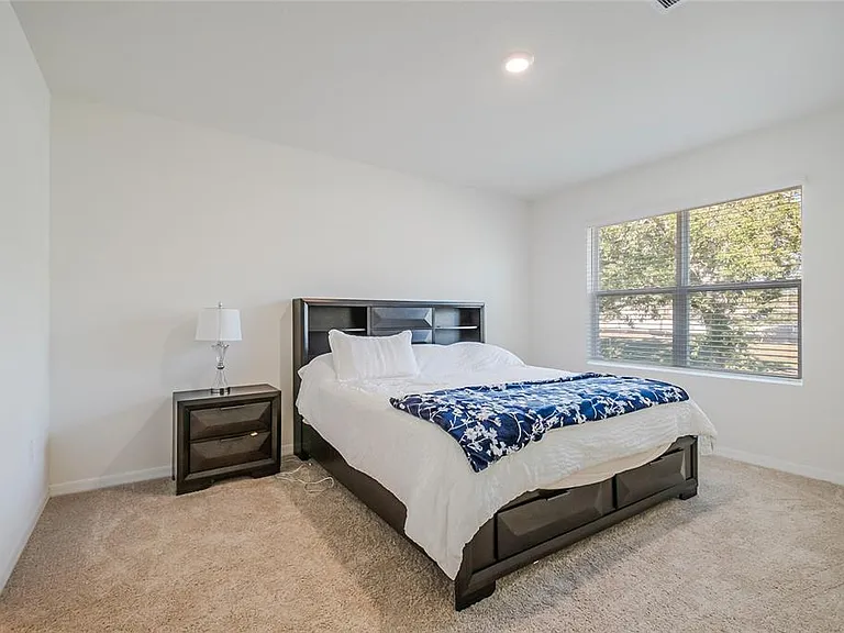 1126 Chichester Ct — Photo 31