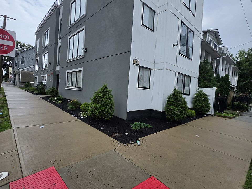 1st image of 41 Auburn St #4