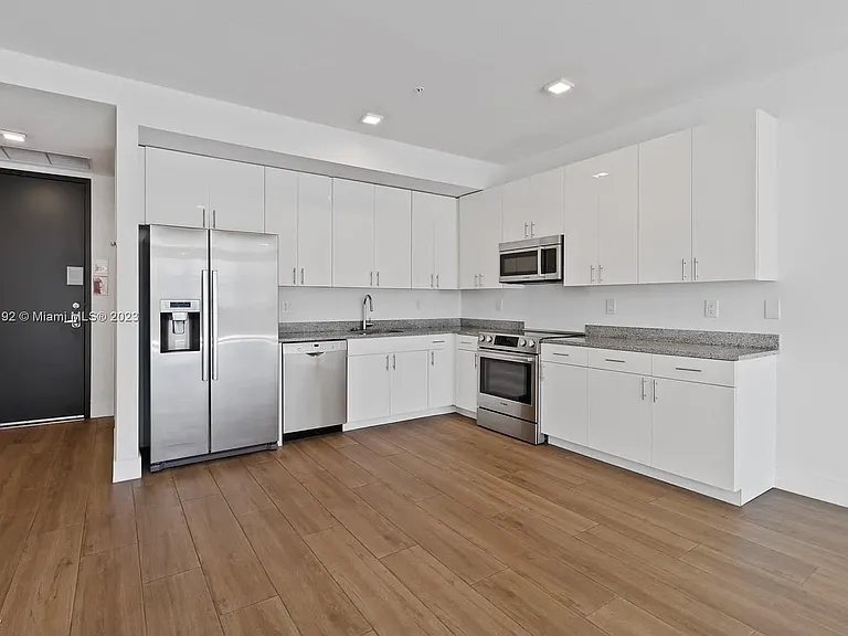3265 Bird Ave #102 — Photo 3