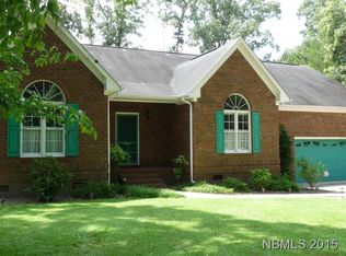 3617 Fox Chase Rd, Trent Woods, NC 28562