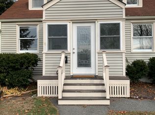 18 Farm Hill Rd, Cape Elizabeth, ME 04107