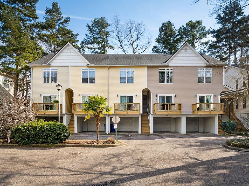 1st image of 1829 Dogwood Rd APT 501