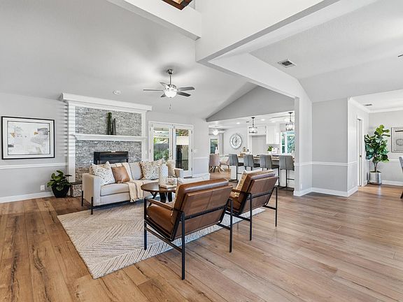 5th image of 1304 Ridgecrest Way