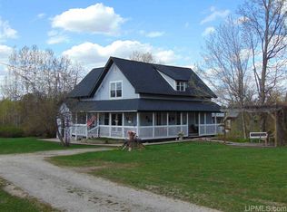 10415 N Laird Rd, Pelkie, MI 49958