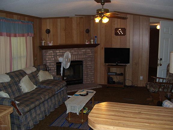 4th image of 2346 W Oakwood Blvd