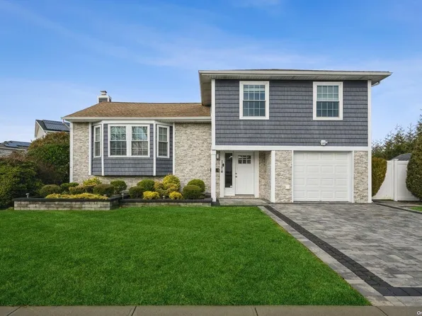 1174 Julia Lane, North Bellmore, NY 11710