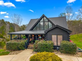 532 Turtle Dove Trl, Dandridge, TN 37725