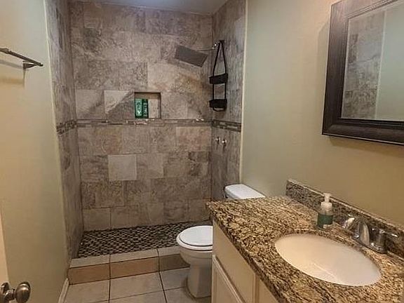 5th image of 1105 N 26th St