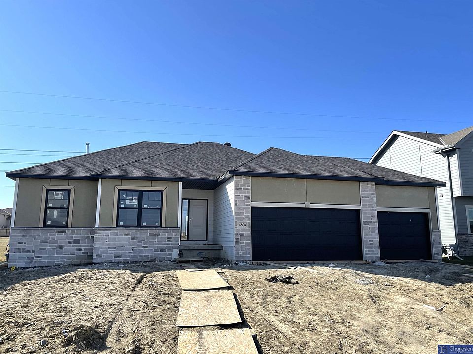 1st image of 4608 N 186th St