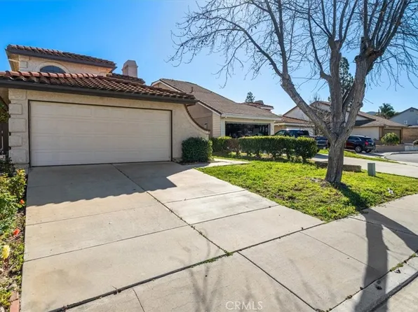 832 Chelsea Ct, Simi Valley, CA 93065
