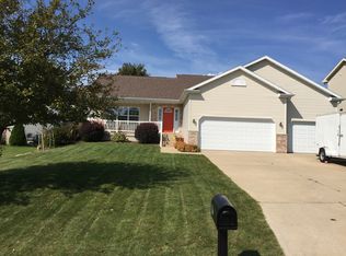 366 N Westmount Dr, Sun Prairie, WI 53590